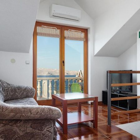 Manda Apartment Karlobag Ngoại thất bức ảnh