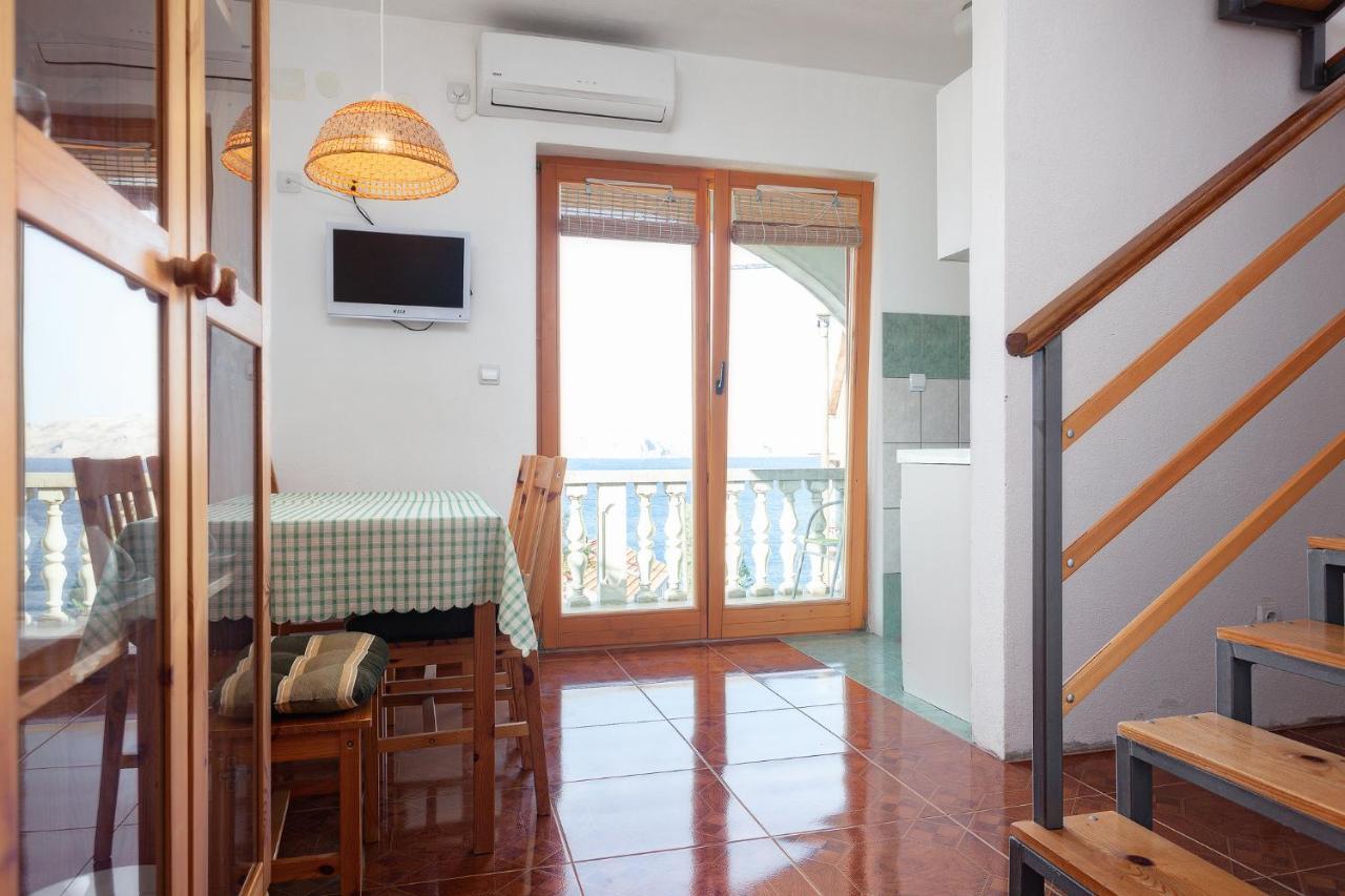 Manda Apartment Karlobag Ngoại thất bức ảnh