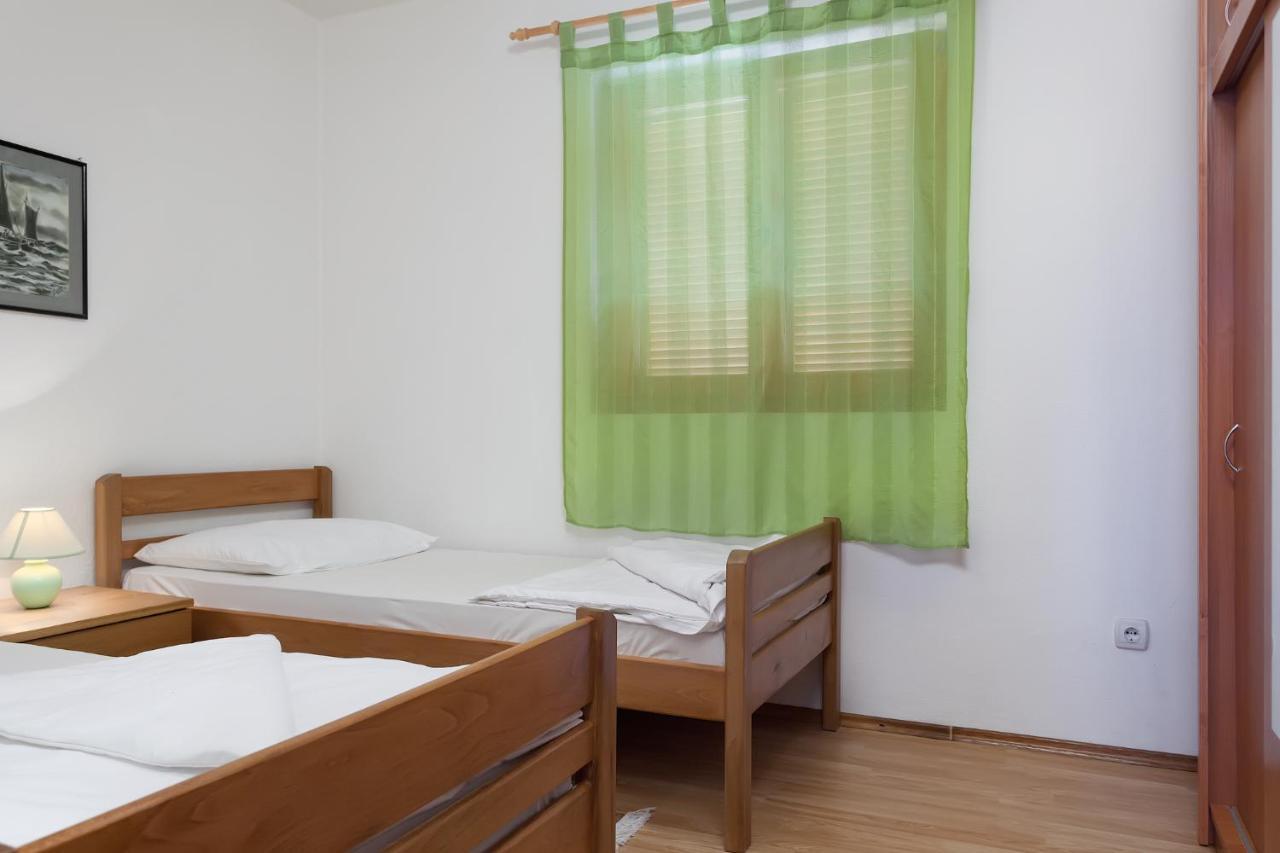 Manda Apartment Karlobag Ngoại thất bức ảnh